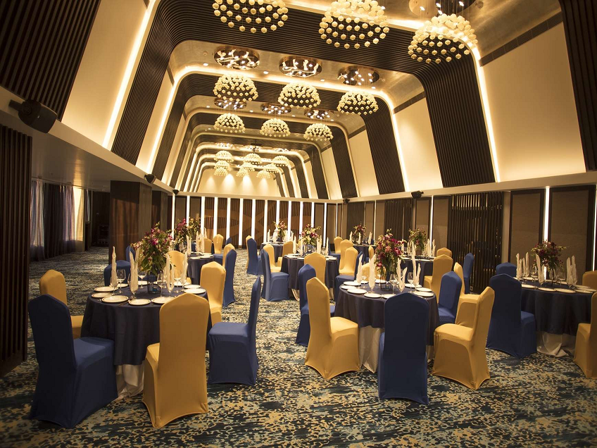 Hotel woth Conference hall in Indore
